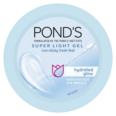 POND's Dream Flower Talc Powder, Pack of 200gm & POND's Super Light Gel Oil Free Face Moisturizer 50 ml, With Hyaluronic Acid & Vitamin E for Fresh Glowing Skin & 24 hr Hydration - Daily Use